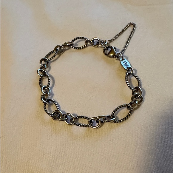 James Avery Oval Twist Charm Bracelet - Picture 4 of 4